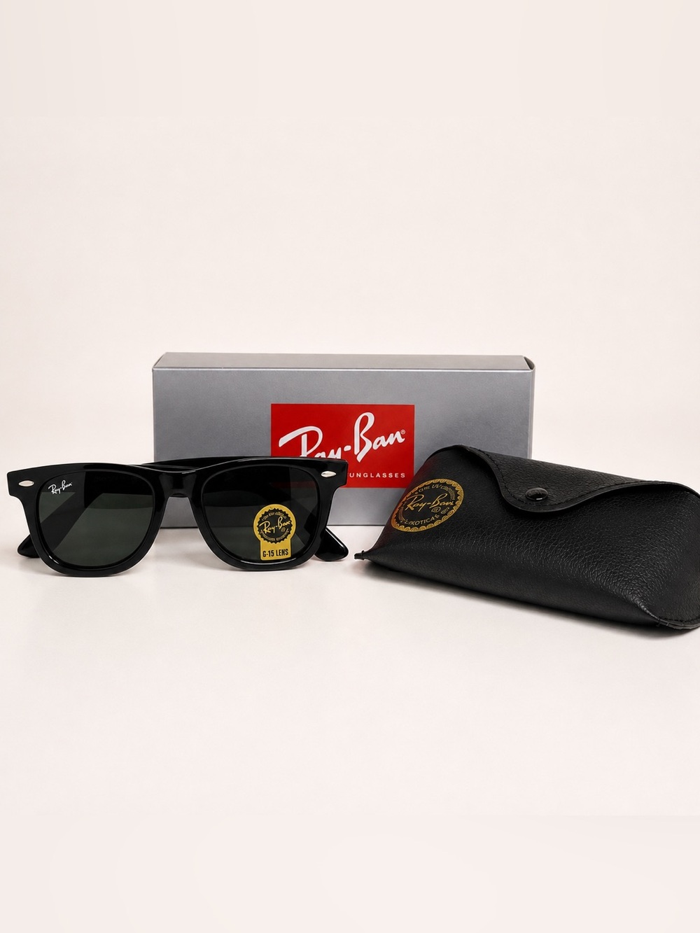 Ray-ban Classic Wayfarer Black Frame RB2140 - Picture 4 of 8
